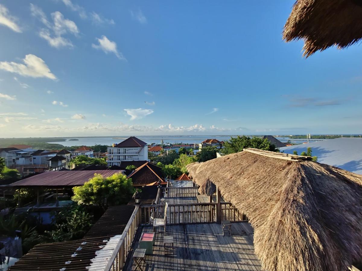 The Tree House Bed & Breakfast Nusa Dua  Exterior photo